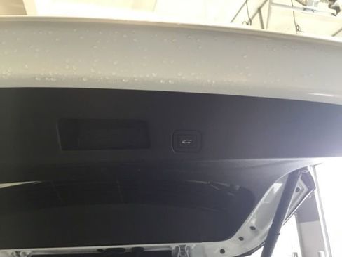 Used 2025 Buick Enclave Preferred image 29