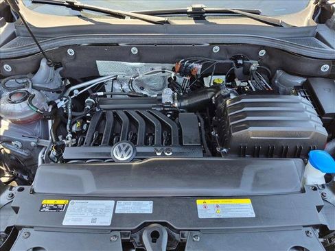 Used 2023 Volkswagen Atlas Cross Sport SEL AWD/4WD image 22