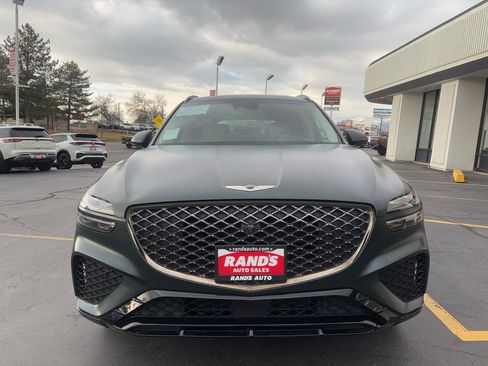 Used 2023 Genesis GV70 3.5T Sport w/ Sport Prestige Package image 16