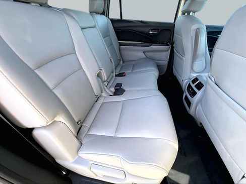 Used 2021 Honda Pilot Special Edition image 18