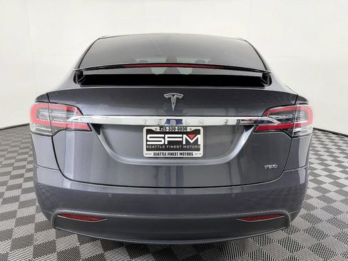 Used 2018 Tesla Model X 75D AWD/4WD image 11