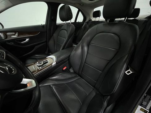 Used 2017 Mercedes-Benz C 300 4MATIC Sedan image 13