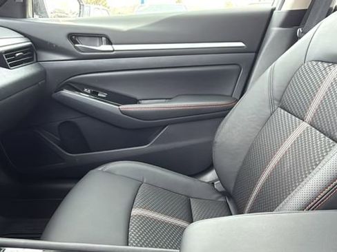 New 2025 Nissan Altima 2.5 SR image 24