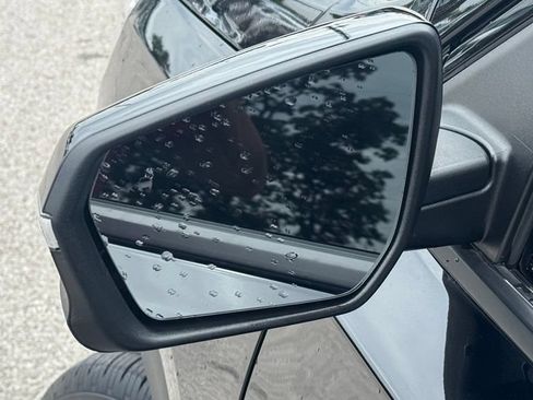 Used 2022 GMC Terrain SLT w/ Elevation Edition FWD image 18