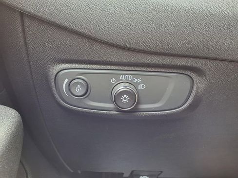 Used 2024 Chevrolet Equinox LT FWD image 71