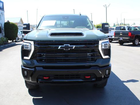 Used 2025 Chevrolet Silverado 3500 LT w/ Trail Boss Package AWD/4WD image 10
