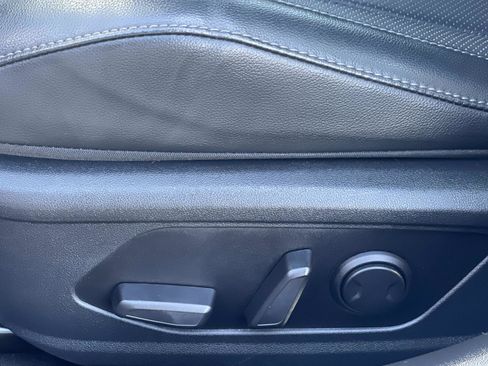 Certified 2023 Hyundai Elantra Limited image 21