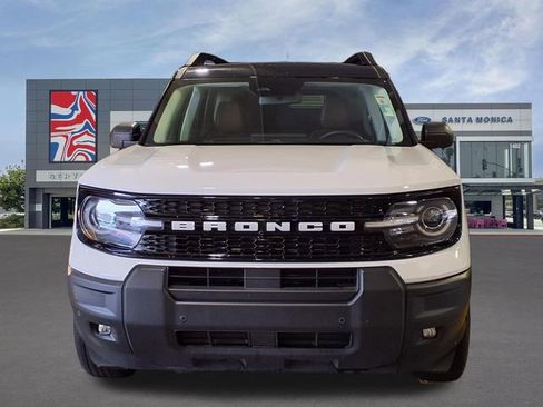 Used 2025 Ford Bronco Sport Outer Banks w/ Outer Banks Tech Package+ AWD/4WD image 2