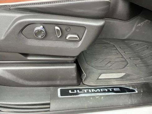 Used 2024 GMC Sierra 2500 Denali Ultimate AWD/4WD image 29