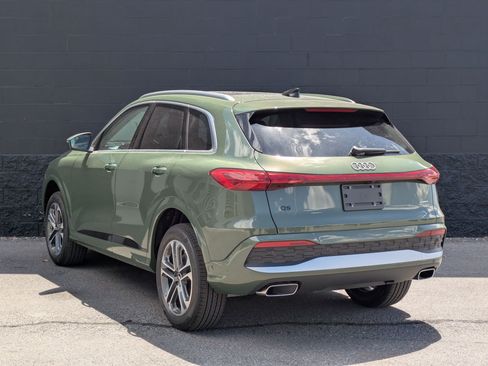New 2026 Audi Q5 Premium AWD/4WD image 7