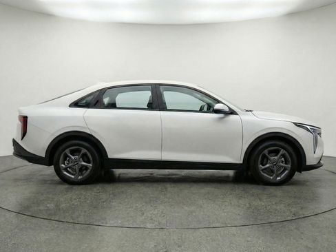 Used 2025 Kia K4 FWD image 11
