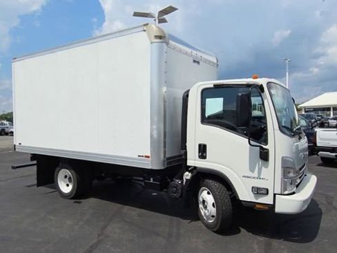 New 2025 Chevrolet Low Cab Forward image 2