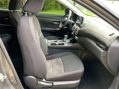 Used 2021 Nissan Sentra SR FWD image 34