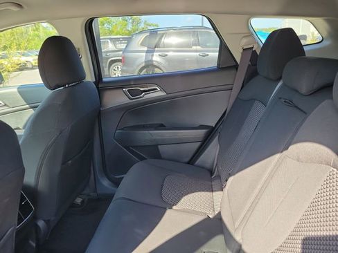Used 2026 Kia Sportage LX image 31