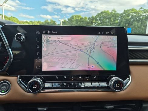 New 2026 GMC Canyon AT4 w/ Technology Plus Package AWD/4WD image 10