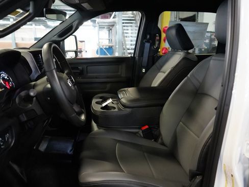 New 2026 RAM 3500 Tradesman AWD/4WD image 20