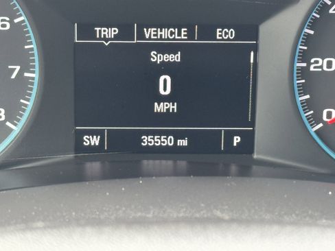 Certified 2020 Chevrolet Equinox LS w/ LS Convenience Package image 38