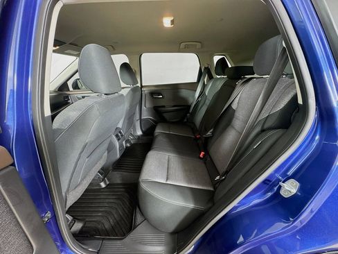 Used 2022 Nissan Rogue SV image 18