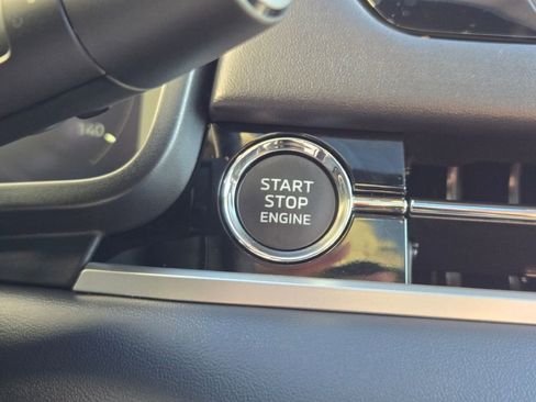 New 2026 Mitsubishi Outlander SEL image 25