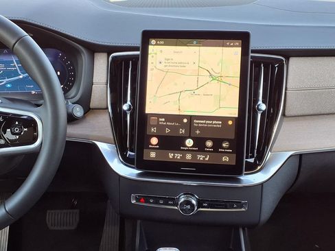 New 2026 Volvo XC90 B5 Core AWD/4WD image 14