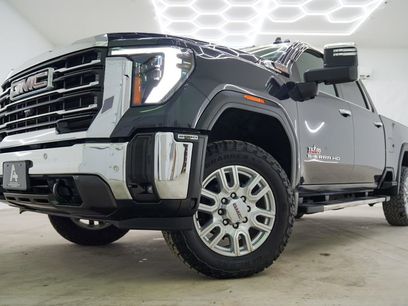 Used 2024 GMC Sierra 2500 SLT w/ SLT Premium Package