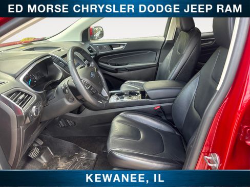 Used 2020 Ford Edge Titanium FWD image 9