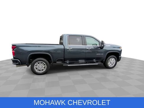 Used 2020 Chevrolet Silverado 2500 High Country w/ Technology Package AWD/4WD image 9