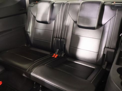 Used 2021 Volkswagen Atlas SEL R-Line image 14