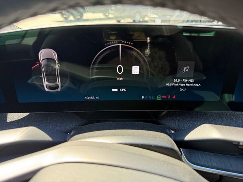 Used 2024 Lucid Air Pure image 7