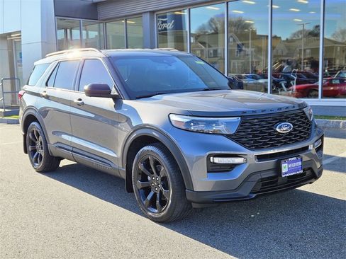 Used 2023 Ford Explorer ST-Line image 6