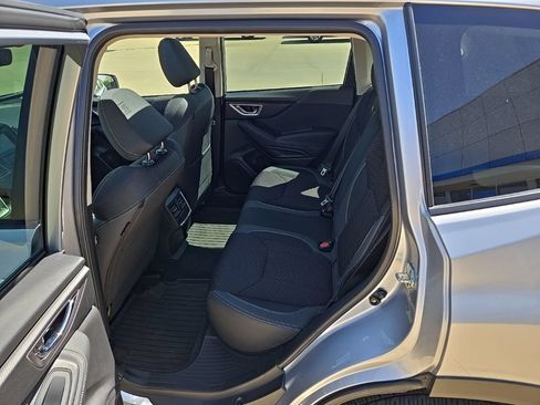 Used 2021 Subaru Forester Premium AWD/4WD image 14