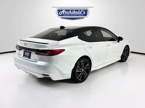 Used 2025 Toyota Camry XSE w/ Premium Package AWD/4WD image 8