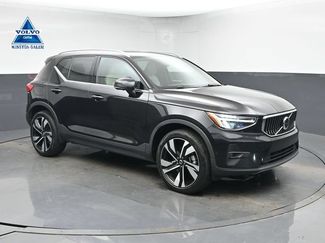 Used 2023 Volvo XC40 B5 Ultimate w/ Protection Package Premier AWD/4WD video 1