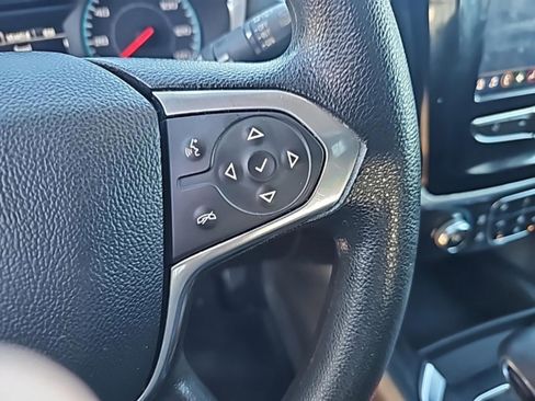 Used 2021 Chevrolet Traverse LS image 20