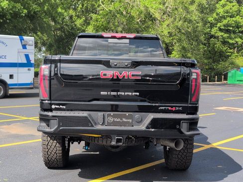 New 2026 GMC Sierra 2500 AT4X AWD/4WD image 4
