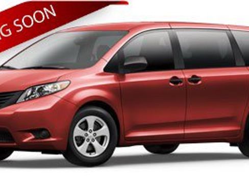 Used 2011 Toyota Sienna FWD image 1