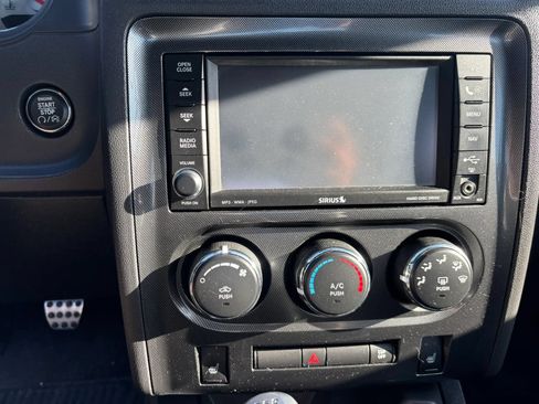 Used 2009 Dodge Challenger SRT8 w/ SRT Option Group II RWD image 17