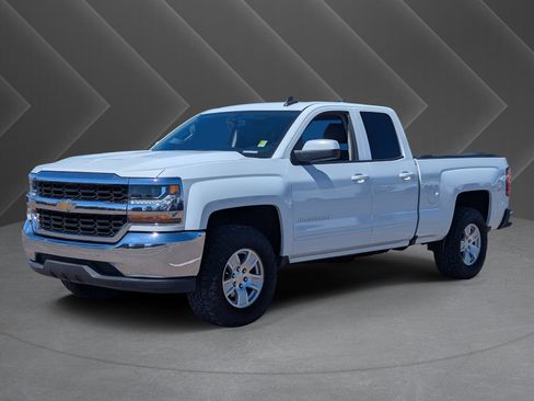 Used 2018 Chevrolet Silverado 1500 LT RWD image 18
