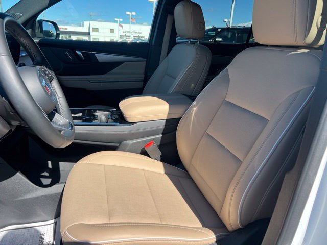 Used 2026 Buick Enclave Preferred w/ Power Package FWD image 27