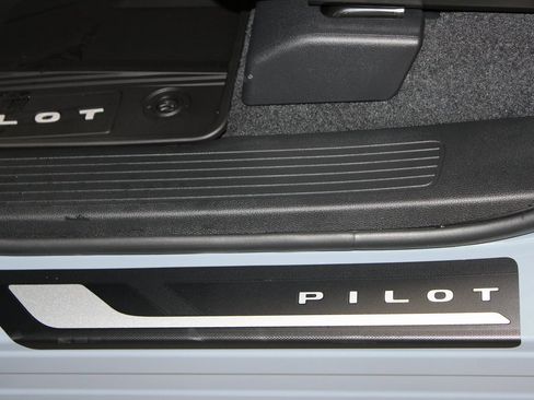 New 2026 Honda Pilot Elite image 24