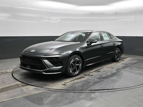 New 2026 Hyundai Sonata SEL image 1