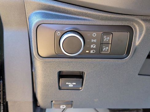 New 2025 Ford Bronco 4-Door image 10