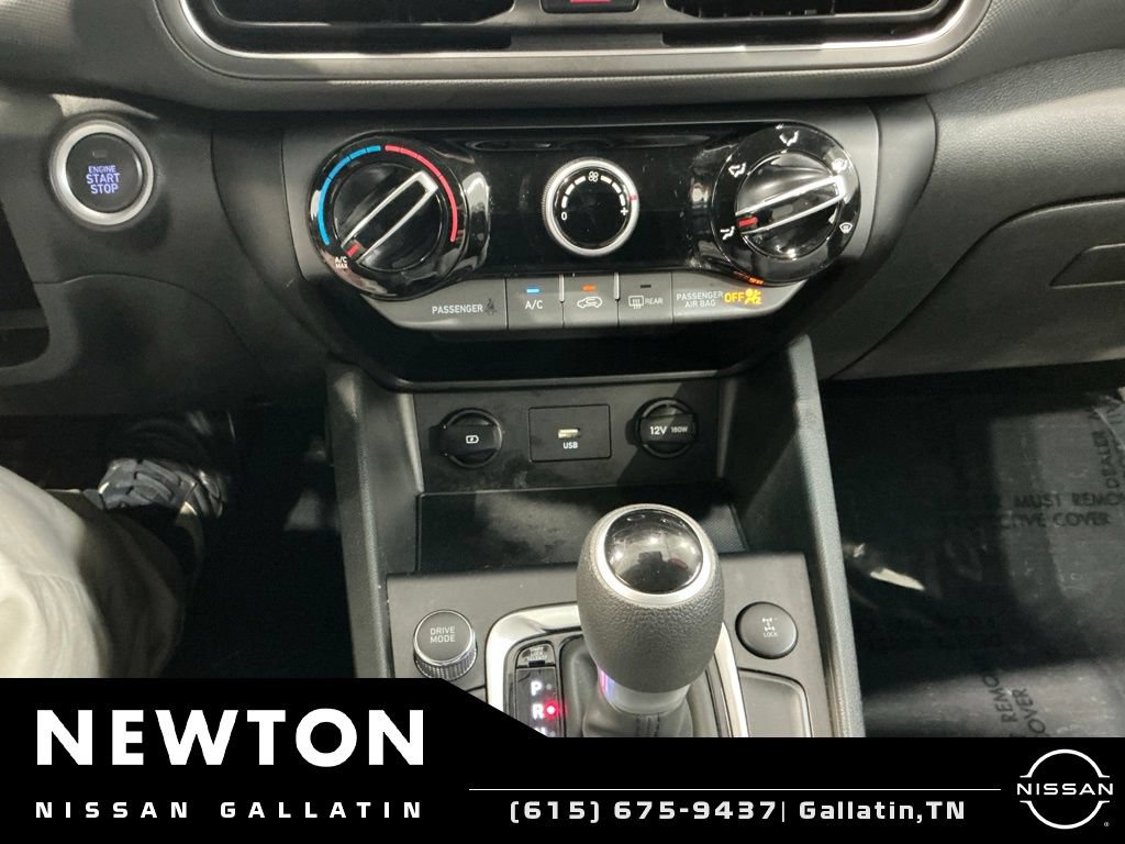 Used 2023 Hyundai Kona SEL AWD/4WD image 24