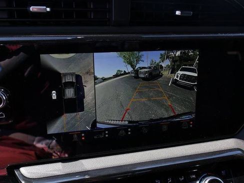 New 2026 GMC Sierra 2500 AT4 w/ AT4 Premium Plus Package AWD/4WD image 36