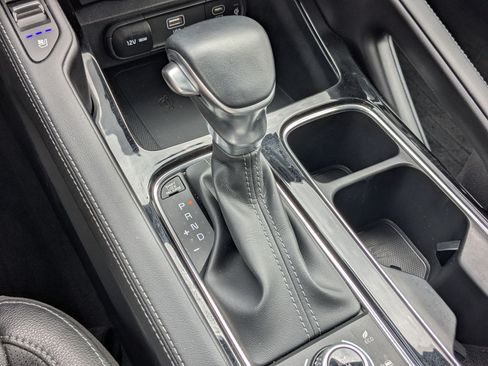 Used 2024 Kia Telluride EX X-Line AWD/4WD image 24