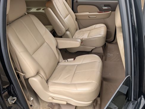 Used 2014 GMC Yukon XL SLT RWD image 22