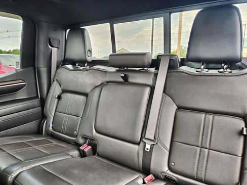 Used 2024 Chevrolet Silverado 1500 High Country w/ High Country Premium Package AWD/4WD image 23