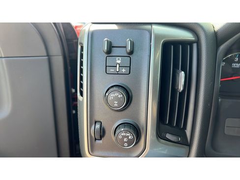 Certified 2018 Chevrolet Silverado 1500 LT w/ All Star Edition AWD/4WD image 23