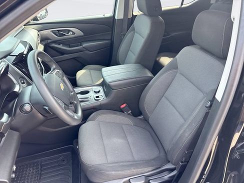 Used 2020 Chevrolet Traverse LS FWD image 11