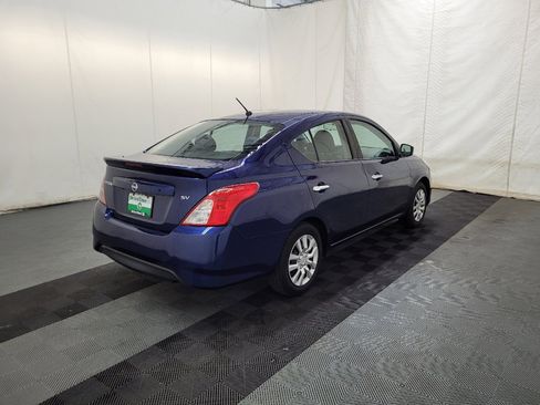 Used 2019 Nissan Versa SV FWD image 9